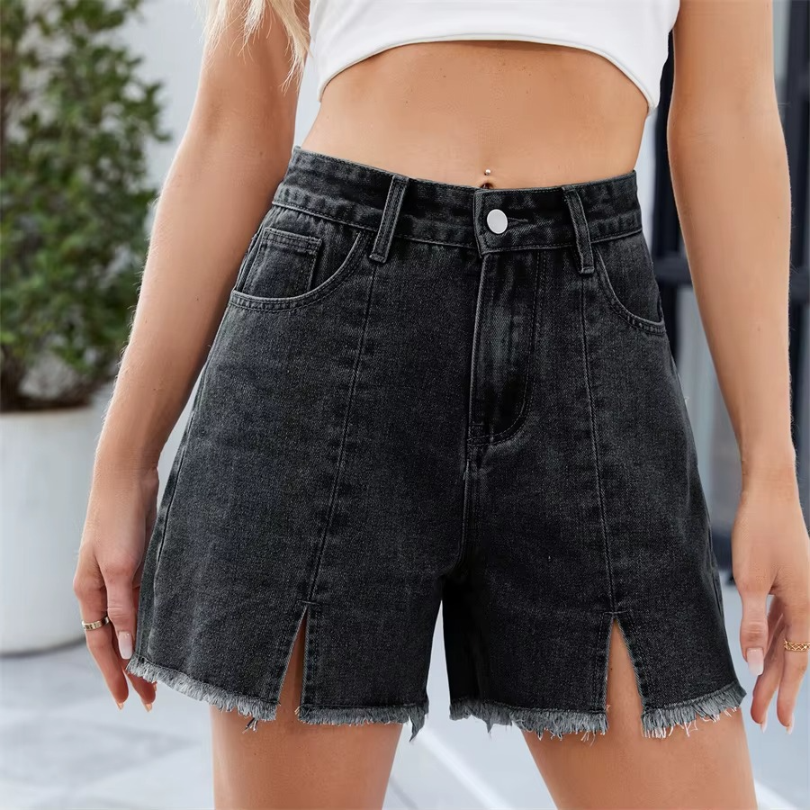 CHLOÉ HIGH-RISE SLIT SHORTS