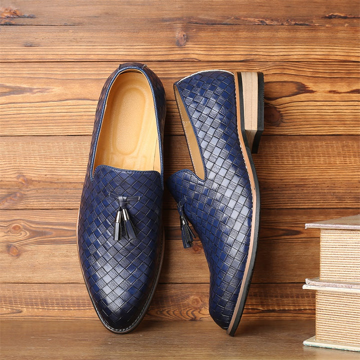 CLASSIC LEATHER TASSEL LOAFERS